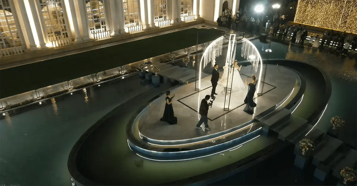 Dance-stage-on-the-water-garden-of-the-luxury-hall-of-Chateau-de-Versailles